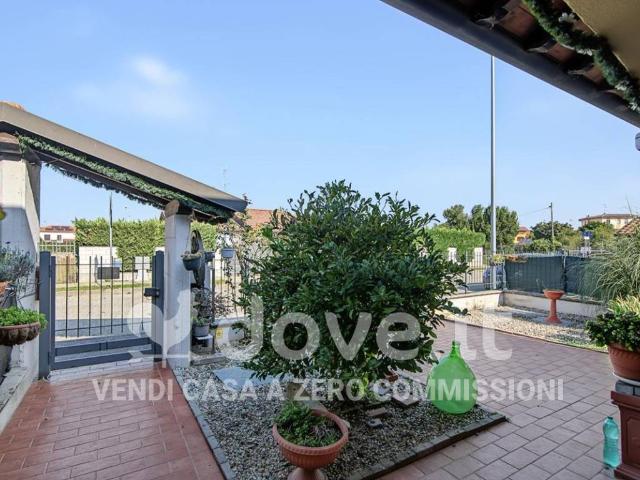 Villa in vendita a Zerbolò PV
