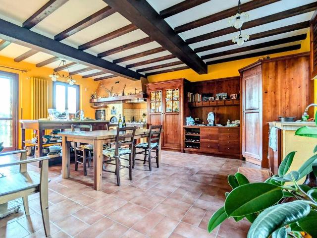 Villa in vendita a Zerbolò PV