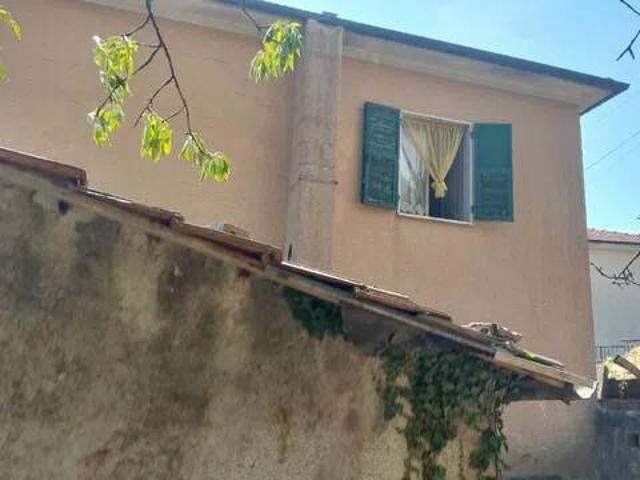 Villa in vendita a Zeri MS