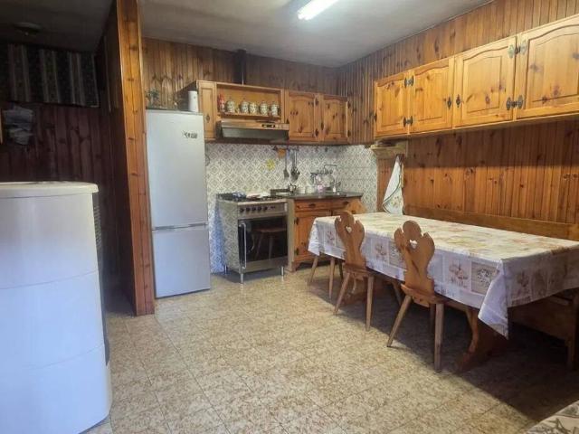 Villa in vendita a Zeri MS