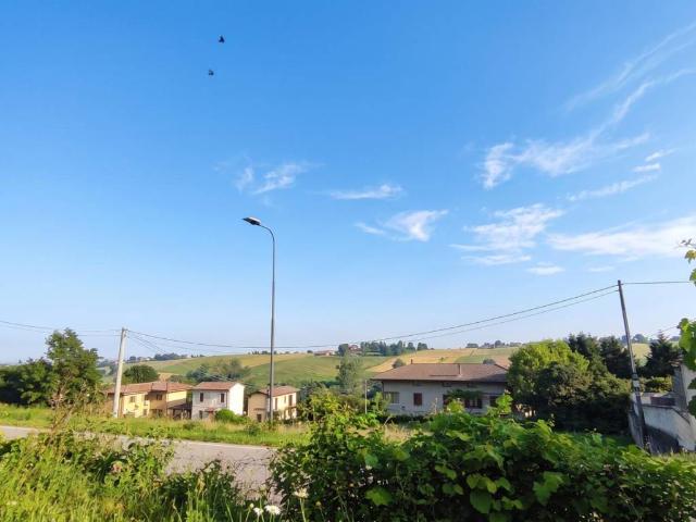 Villa in vendita a Ziano Piacentino PC