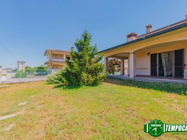 Villa in vendita a Zinasco PV