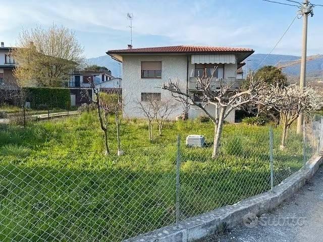 Villa in vendita a Zugliano VI