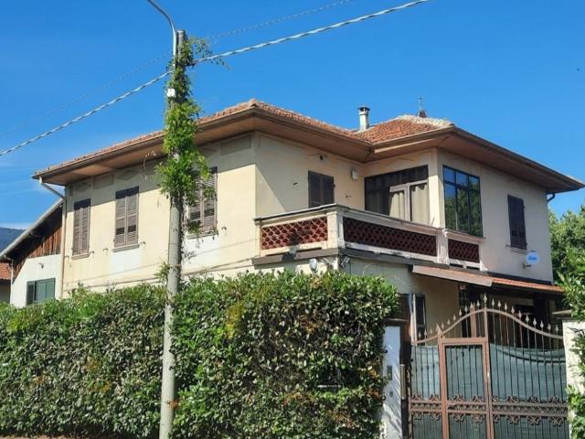 Villa in vendita ad Avigliana