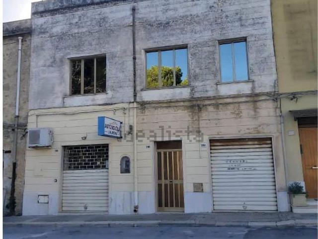 Villa in vendita di 140 m² in Via Vespri, 206