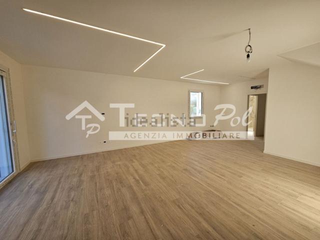Villa in vendita di 140 m² in Via G. Verdi
