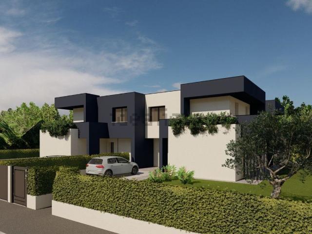 Villa in vendita di 140 m² in Via Monte Rua