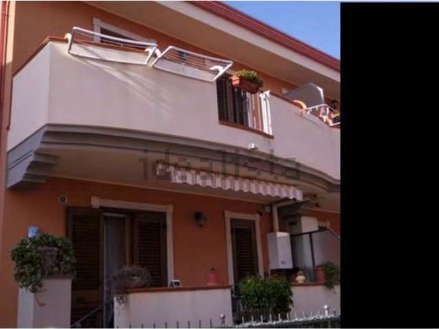 Villa in vendita di 142 m² in Via Pezza del Pioppo, 28