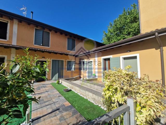 Villa in vendita di 150 m² in Via Croce Grande