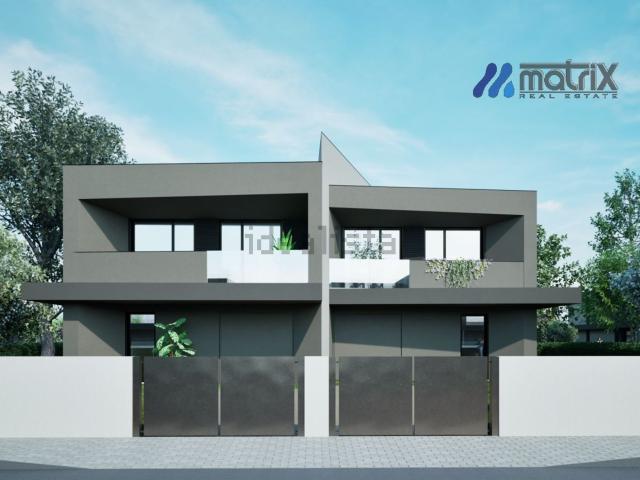 Villa in vendita di 150 m² in Via Noventana