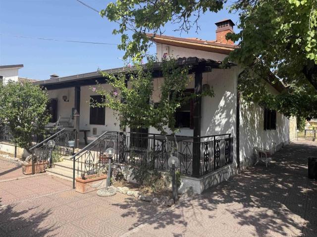 Villa in vendita di 150 m² in Via Poggio Filippo, 6