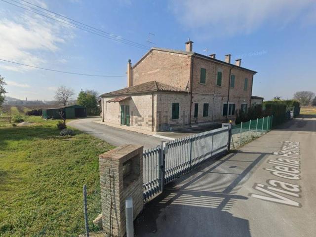 Villa in vendita di 158 m² in Via della Ferrovia, 25
