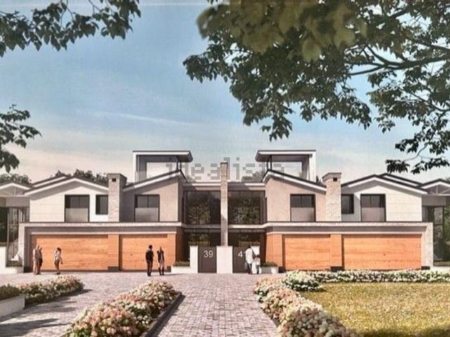Villa in vendita di 160 m² in Via 9 novembre 1989