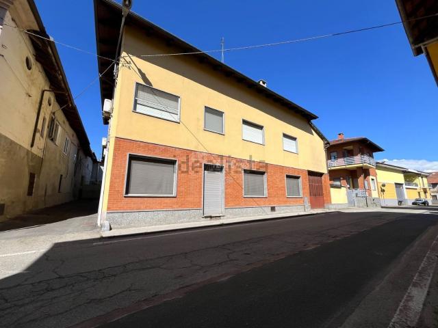 Villa in vendita di 160 m² in Via Umberto I°