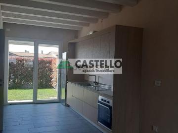 Villa in vendita di 165 m² in Via IV Novembre, 38