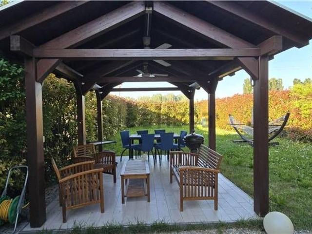 Villa in vendita di 165 m²