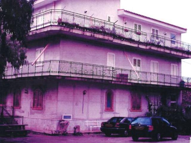 Villa in vendita di 172 m² in Via Serro Coniglio
