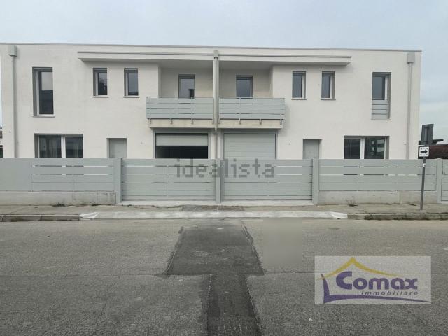 Villa in vendita di 175 m² in Via Belle Putte