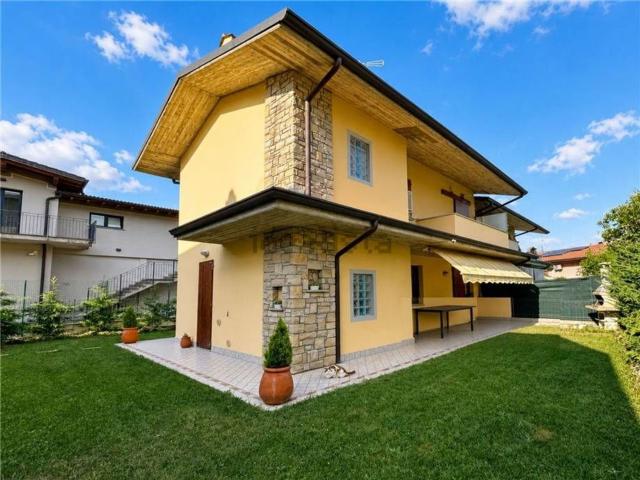 Villa in vendita di 175 m²