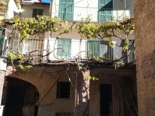 Villa in vendita di 180 m² in Via Cavour, 52