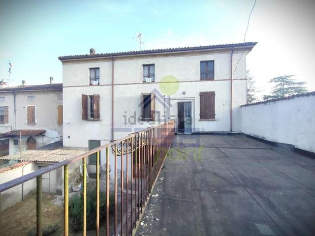Villa in vendita di 180 m² in Via Enrico Tazzoli