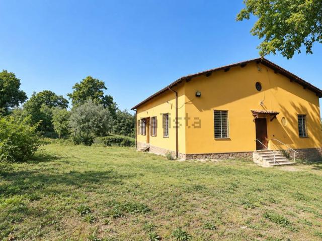Villa in vendita di 196 m² in Via Santa Maria delle Grazie, 18