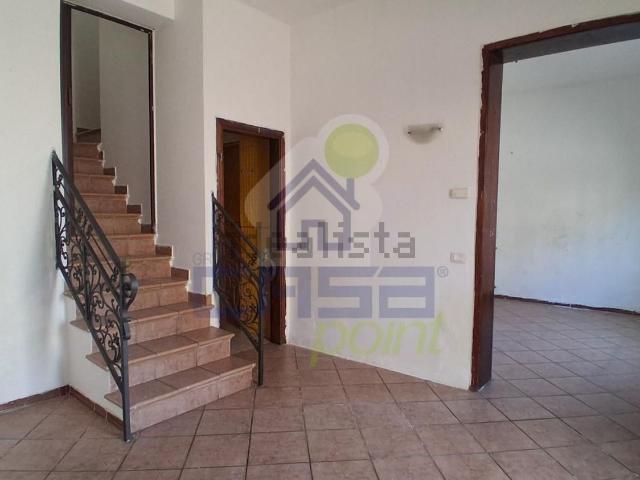 Villa in vendita di 120 m² in Via Patrioti