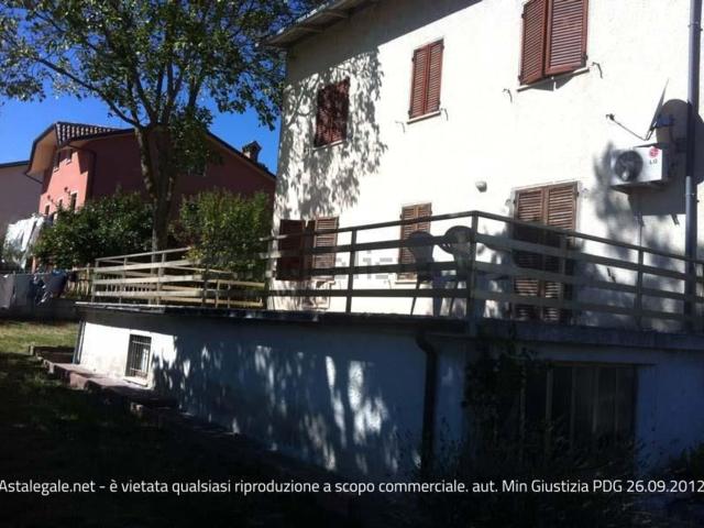 Villa in vendita di 128 m² in Località Acquaviva, 27