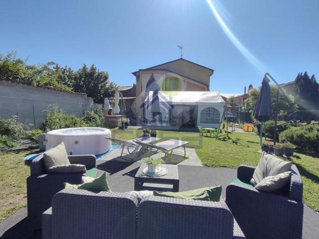 Villa in vendita di 130 m² in Via Arturo Toscanini