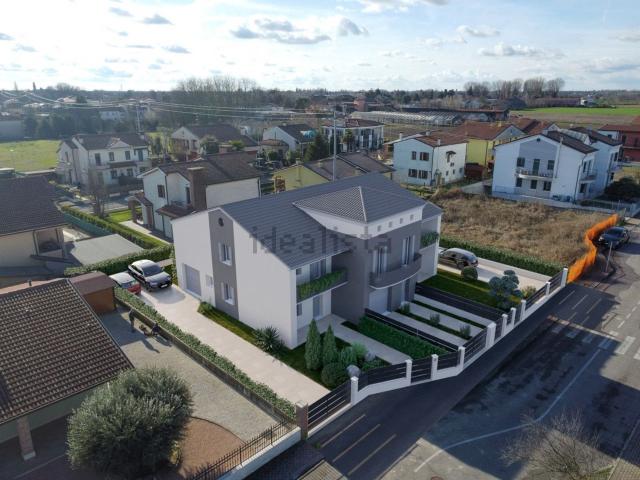 Villa in vendita di 130 m² in Via San Luigi Orione