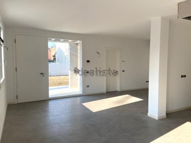 Villa in vendita di 135 m² in Via Mazzini