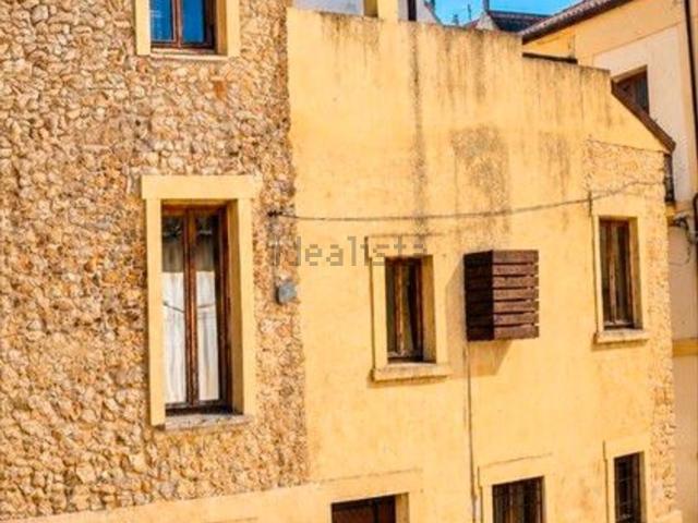 Villa in vendita di 240 m² in Via Pescheria, 12