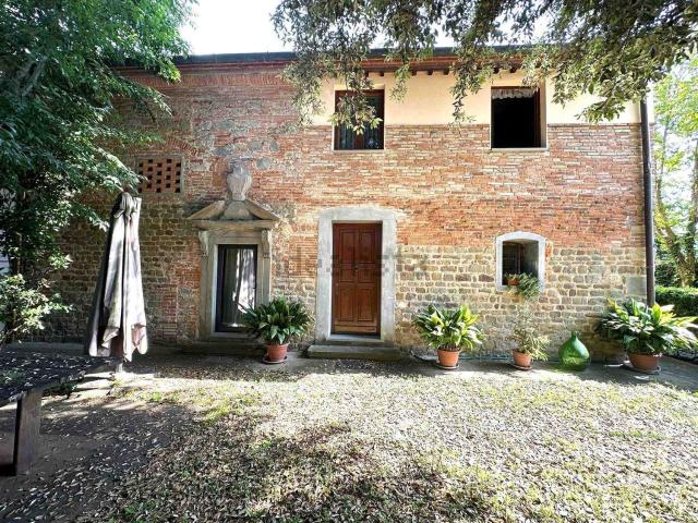 Villa in vendita di 250 m²