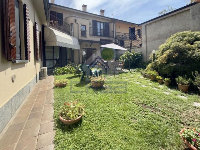 Villa in vendita di 272 m² in Via Benedetto Croce