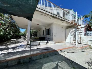 Villa in vendita di 27 m² in Viale degli Appennini, 15