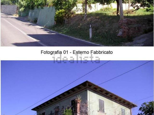 Villa in vendita di 294 m² in Via Senese, 12