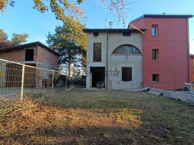 Villa in vendita di 220 m² in Via Monterampino