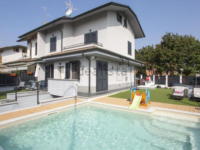 Villa in vendita di 220 m²