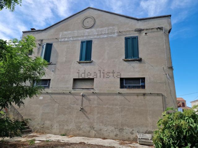 Villa in vendita di 224 m² in Via Giovanni Briosi