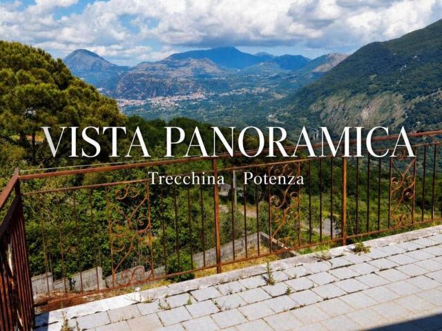 Villa in vendita di 230 m² in Via Valle