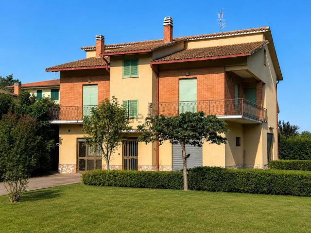 Villa in vendita di 232 m² in Via Vecchia Flaminia, 122