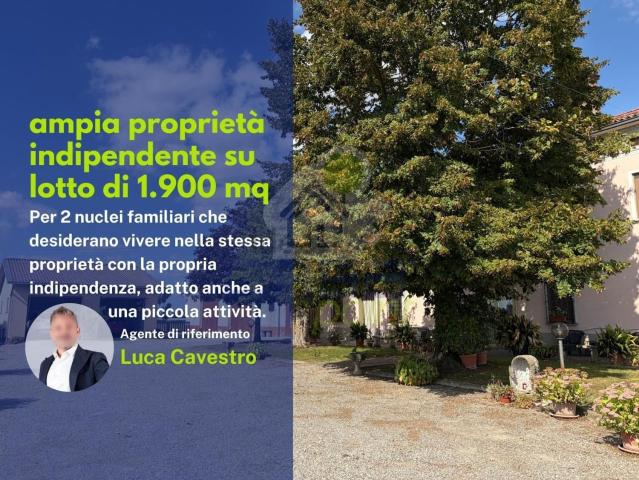 Villa in vendita di 348 m² in Via Scipiona