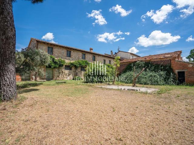 Villa in vendita di 360 m² in Località Marchetti, 49