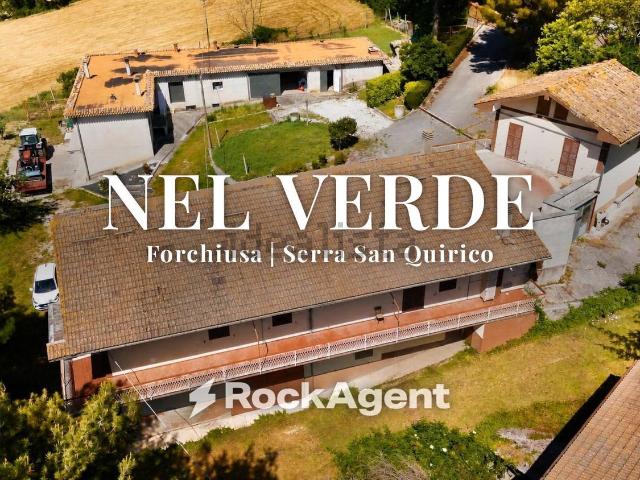 Villa in vendita di 375 m² in Via Forchiusa Est, 114
