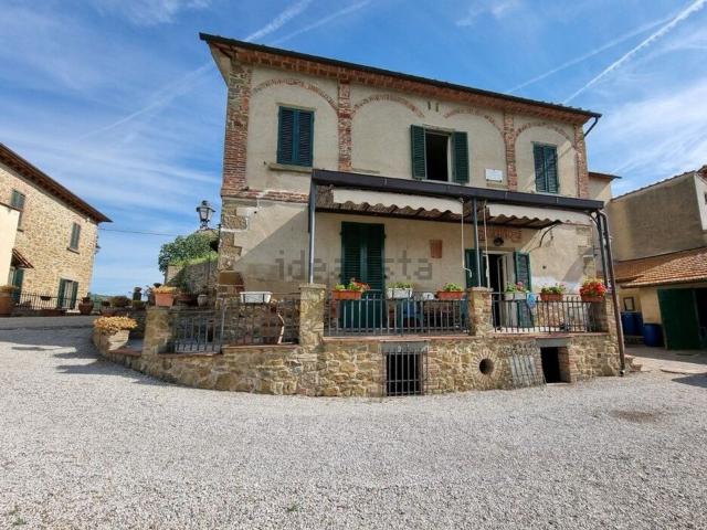 Villa in vendita di 380 m² in Piazza Alta