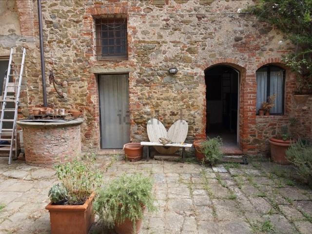 Villa in vendita di 390 m²
