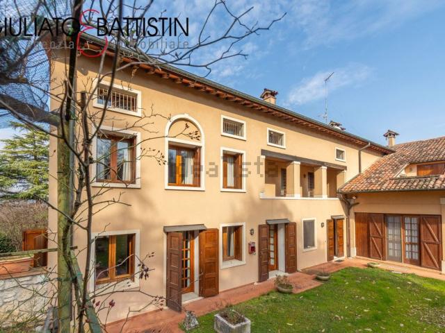 Villa in vendita di 462 m² in Strada di Gogna
