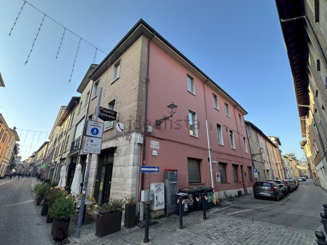 Villetta indipendente in vendita di 483 m² in Via Appia, 76