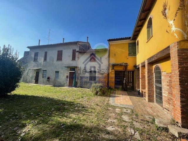 Villa in vendita di 413 m² in Via Bernini