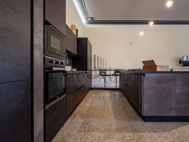 Villa in vendita di 580 m²
